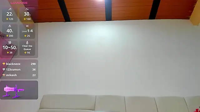 MajoLinares live sex cam