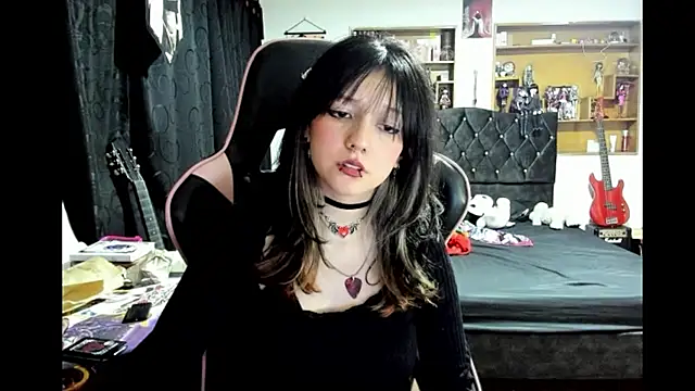 Maki_Zein_ live sex cam