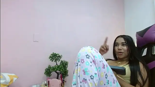 ArinaC18's cam snapshot