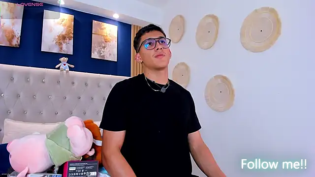 SalvadorFit live sex cam