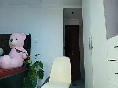 YuYuNoir live sex cam