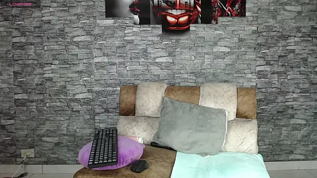 Danna_Paolaa_ live sex cam