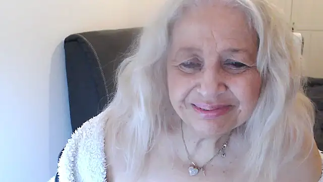 SusiLifeXXX's cam snapshot