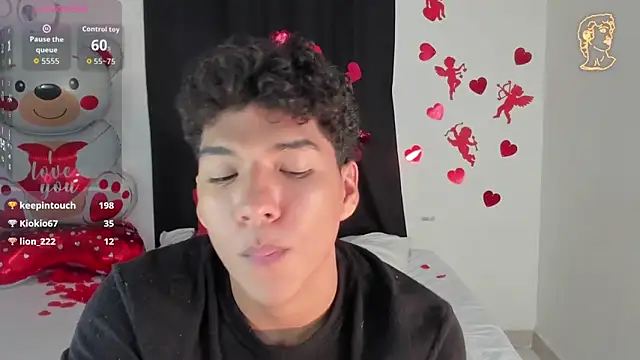 Maximiliano_Khalil live sex cam