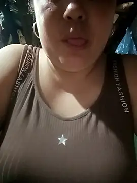 sary-hot2x's cam snapshot