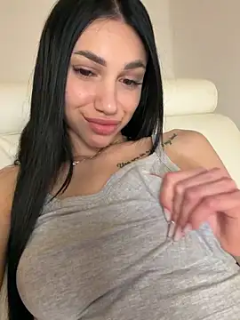 ilariea_girl live sex cam