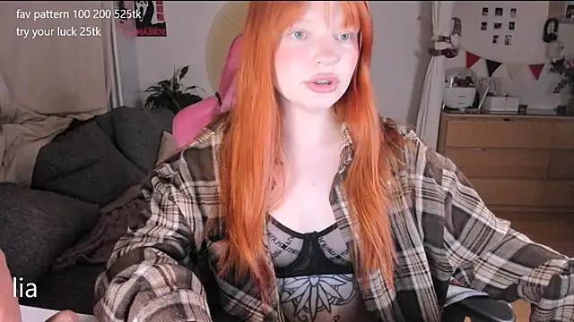lil_lia live sex cam