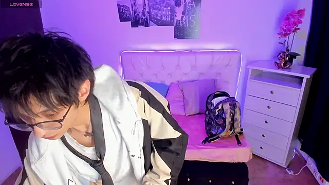 Juli_Roos_ live sex cam