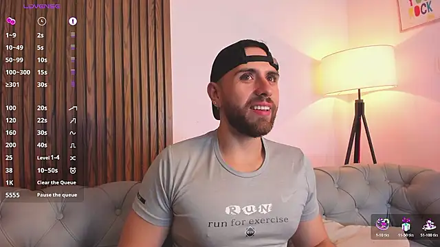 Maximo_Wolff live sex cam