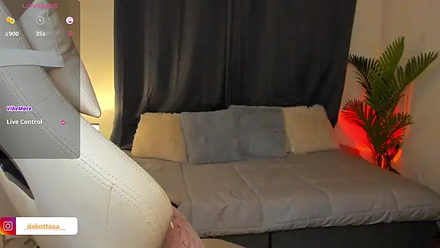 dakottaa_ live sex cam