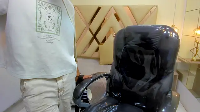 Anyelo_Twink live sex cam