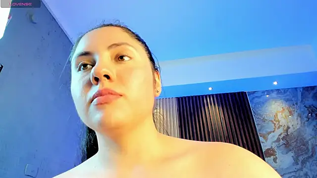 Alicee_Broownn live sex cam
