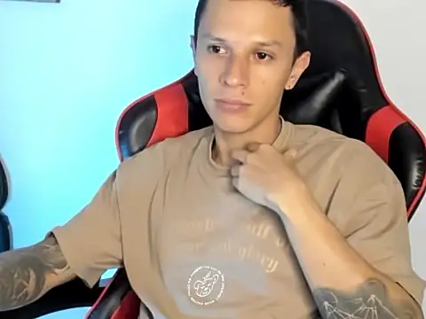 Masterdave7 live sex cam