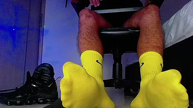 Sir_kev66 live sex cam