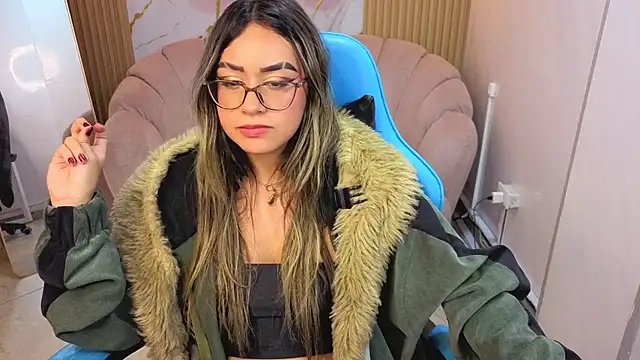 Katyy_b_ live sex cam