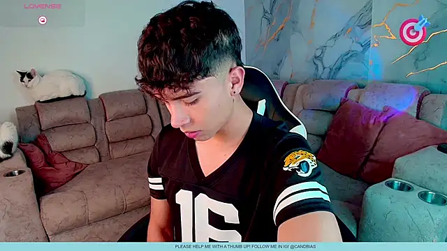 Niico_Cruz's cam snapshot