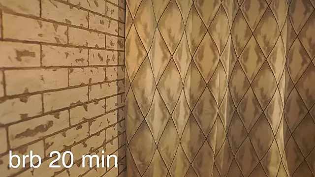 DollyV's cam snapshot