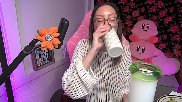 SpaceCowWhore's cam snapshot