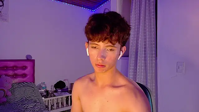 Dani_Dancer's cam snapshot