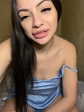 Layana_Ro's cam snapshot