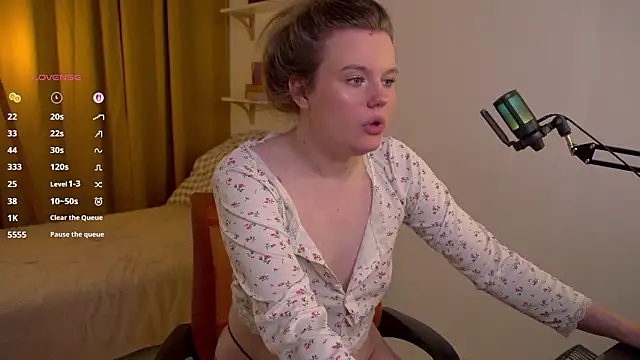 Agatha_Gris live sex cam