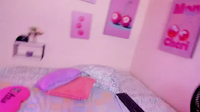 AnnyCotton live sex cam