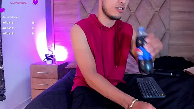 EimyAndMaxi's cam snapshot