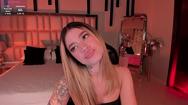 ViolettHansson's cam snapshot