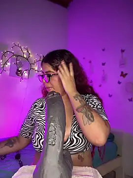 Solaangel_'s cam snapshot