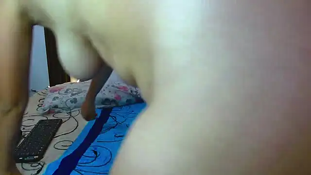 miss_caty's cam snapshot