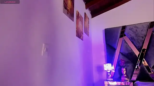 VICTORIA_RASH's cam snapshot