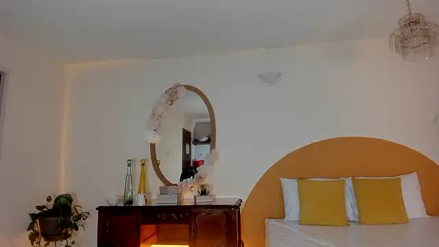 liaa_moretti_'s cam snapshot