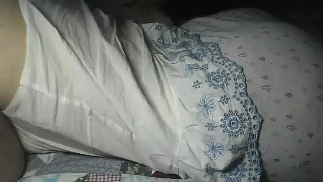 Alma_Evelynne's cam snapshot