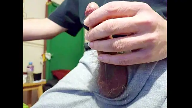 hairyuncut00 live sex cam