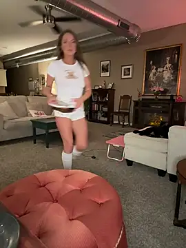 misspollypeach's cam snapshot