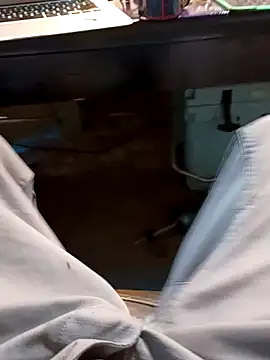 Buffshagswell live sex cam