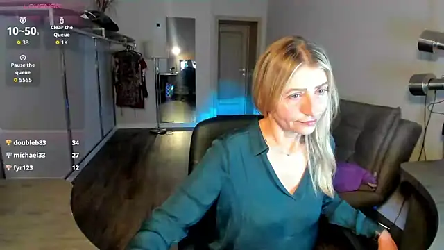 ZoeGrant's cam snapshot