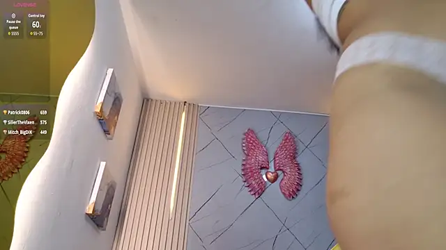 Sara_swift9 live sex cam