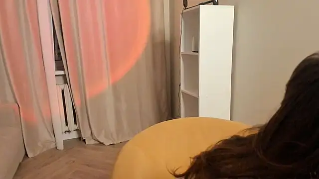 BetteSelbe live sex cam