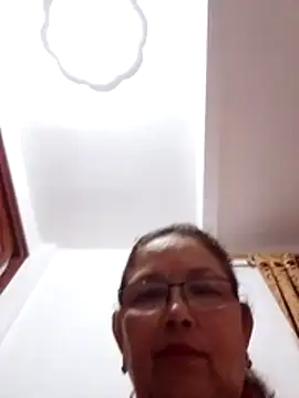 Cessi50 live sex cam