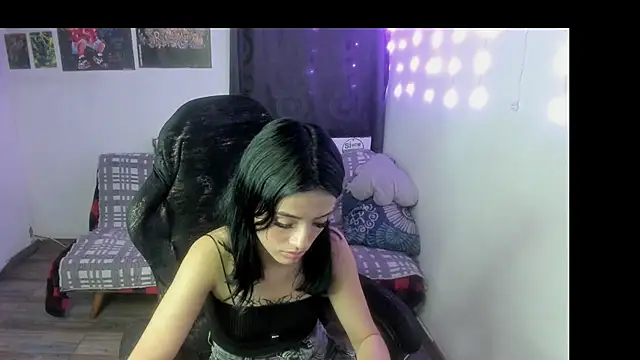 Candy__Girll18's cam snapshot