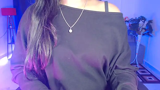 Rashiii_ live sex cam