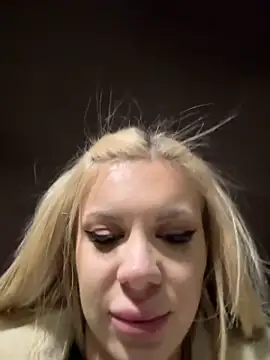 AlyssaFoxx_ live sex cam