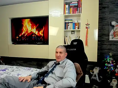 SpartacusDaddy48's cam snapshot