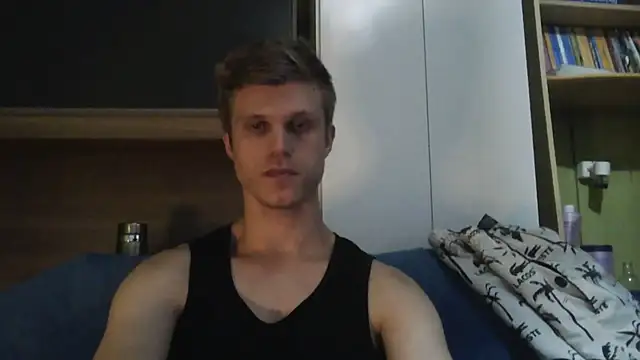 NinhoMorango's cam snapshot