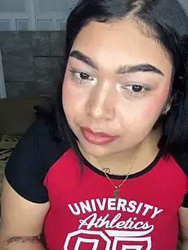 Latin_bigbutt's cam snapshot