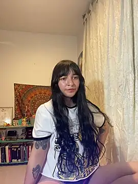 Abril_Thompson221's cam snapshot