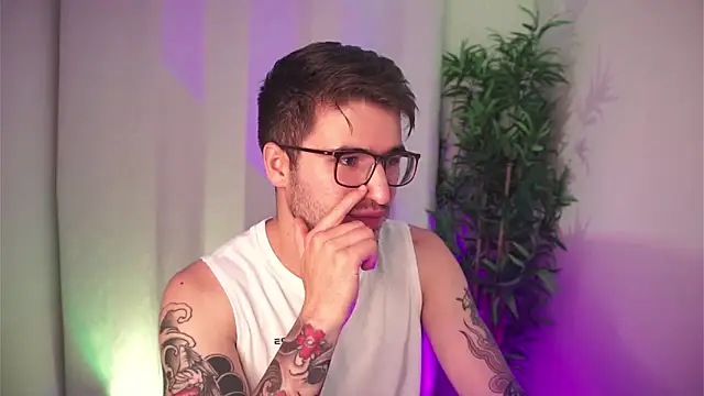 Tony_Wylie's cam snapshot