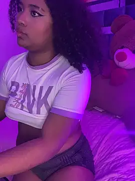 canelaa_sweet5's cam snapshot