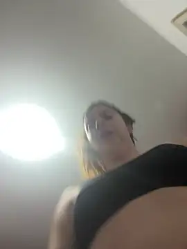 Cloew_Marz live sex cam